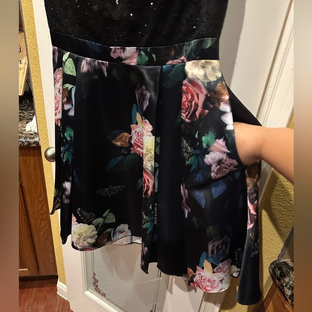 Terani Couture Elegant Black mini Dress size 12 - Picture 11 of 14